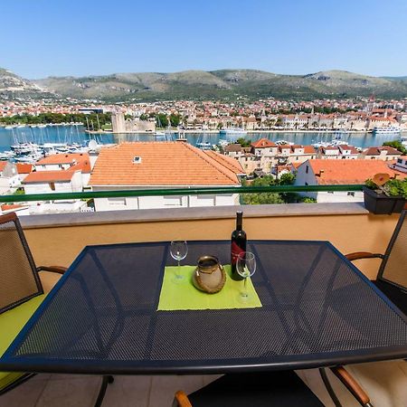 Apartment Trogir City ภายนอก รูปภาพ